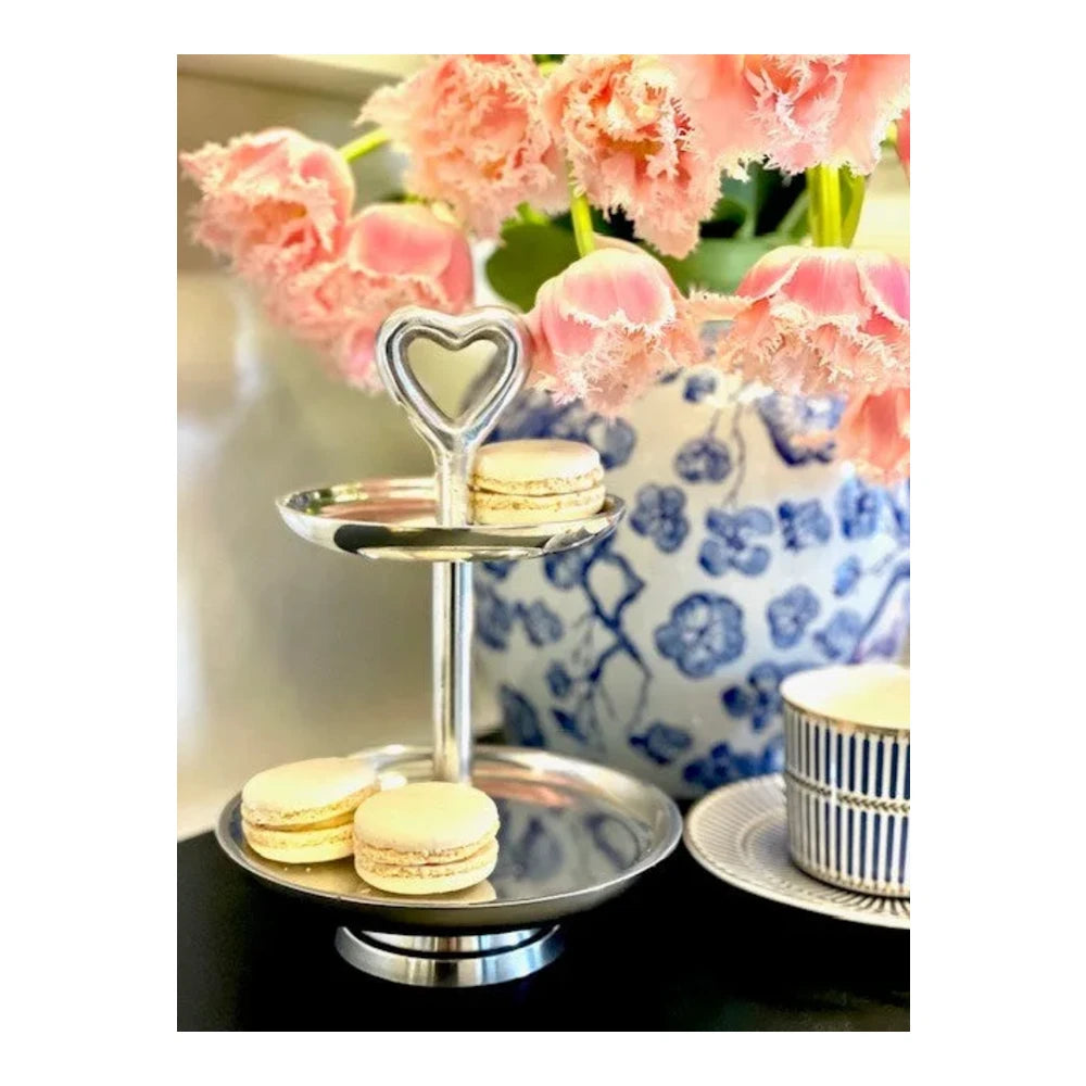 Alumn 2 Tier Heart Petite Stand