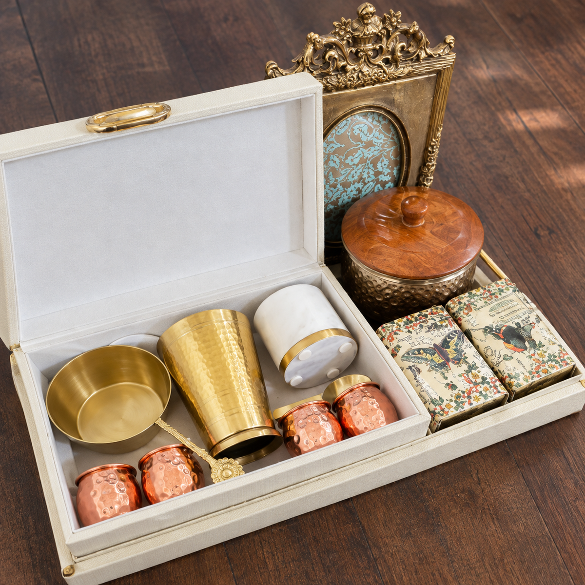 Brass Royalty Gift Hamper