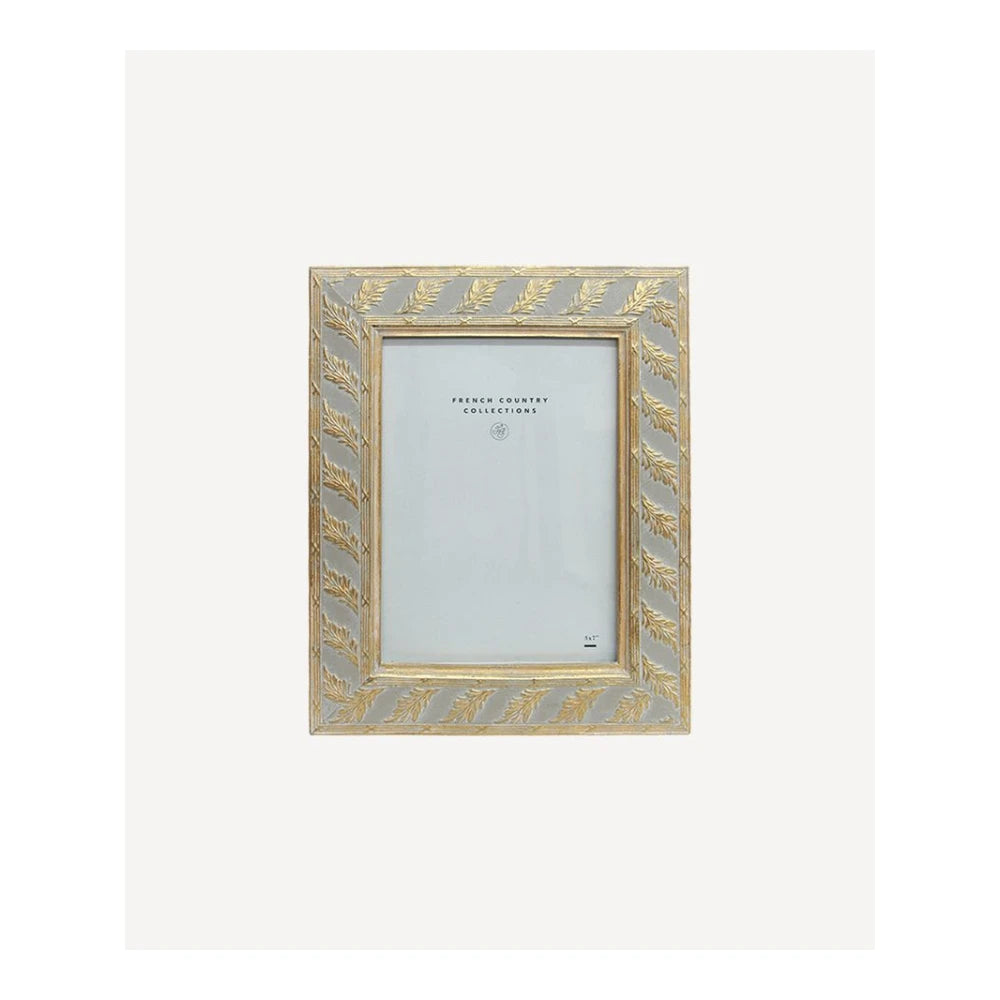 Embossed Leaves Photo Frame 5x7"
