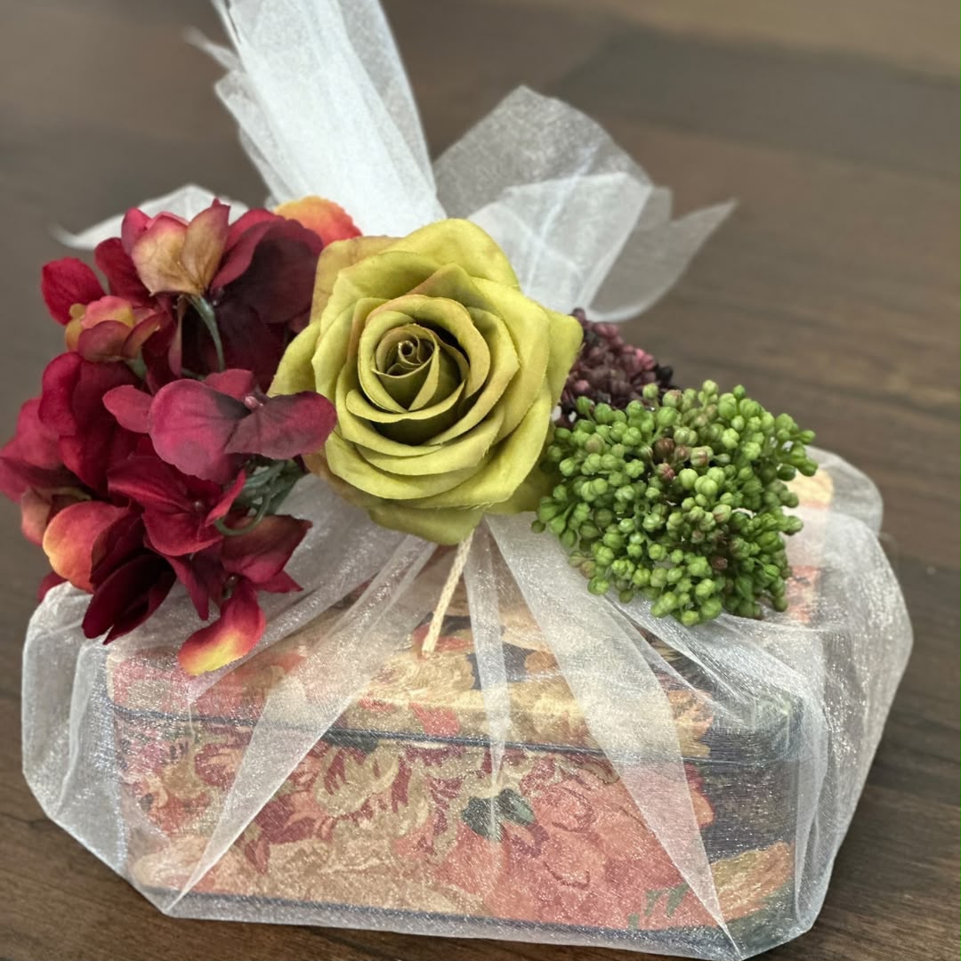 The Panache Floral Celebration Box