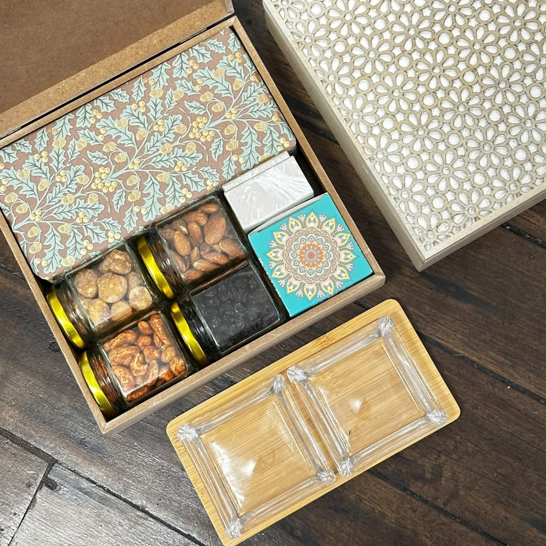 Panache Carved Wooden Gift Set